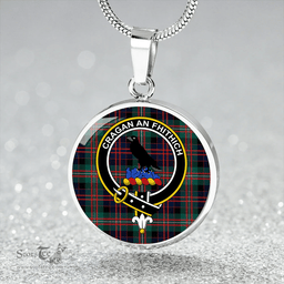 Scottish MacDonell of Glengarry Modern Clan Tartan Circle Necklace - Crest Classic Scottish Plaid Tartan Plaid