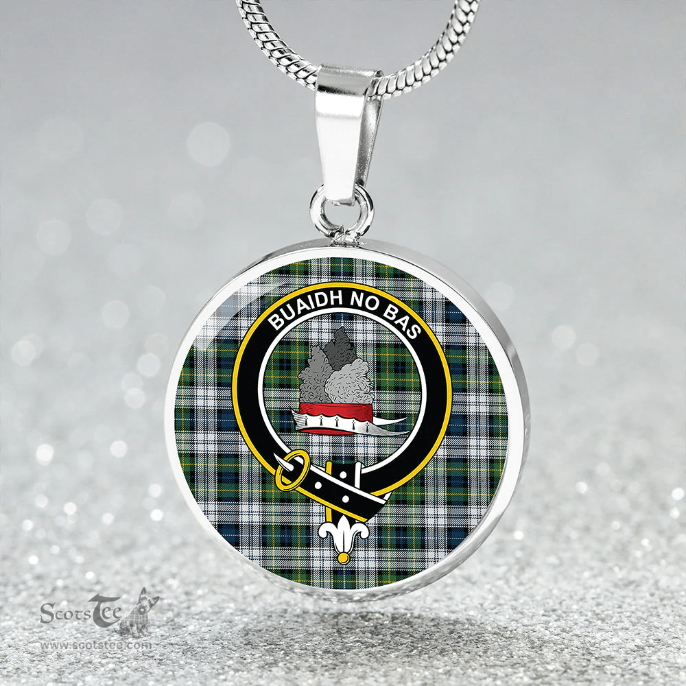 Scottish MacNeil of Barra (MacNeil/MacNeill) Paton Dress Modern Clan Tartan Circle Necklace - Crest Classic Scottish Plaid Tartan Plaid