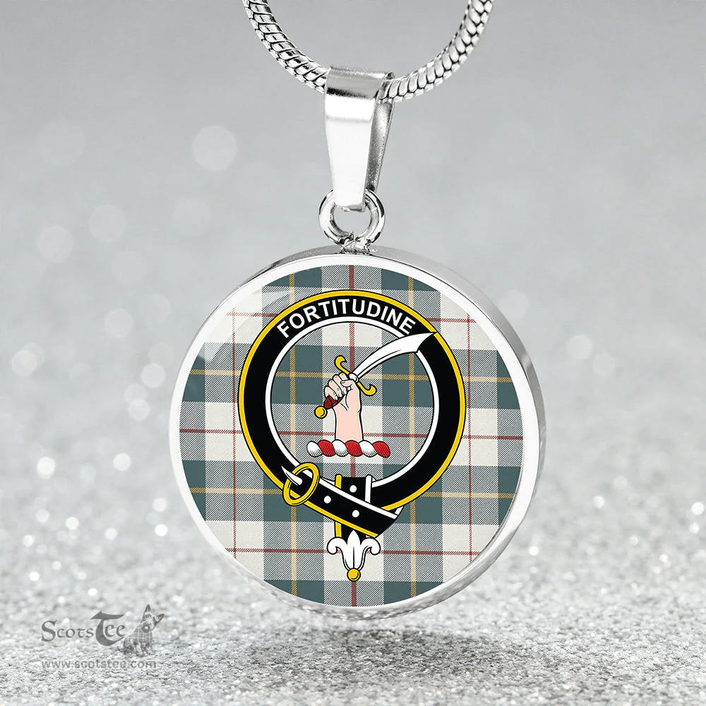 Scottish MacRae of Conchra Weathered Clan Tartan Circle Necklace - Crest Classic Scottish Plaid Tartan Plaid