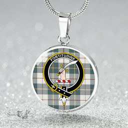 Scottish MacRae of Conchra Weathered Clan Tartan Circle Necklace - Crest Classic Scottish Plaid Tartan Plaid