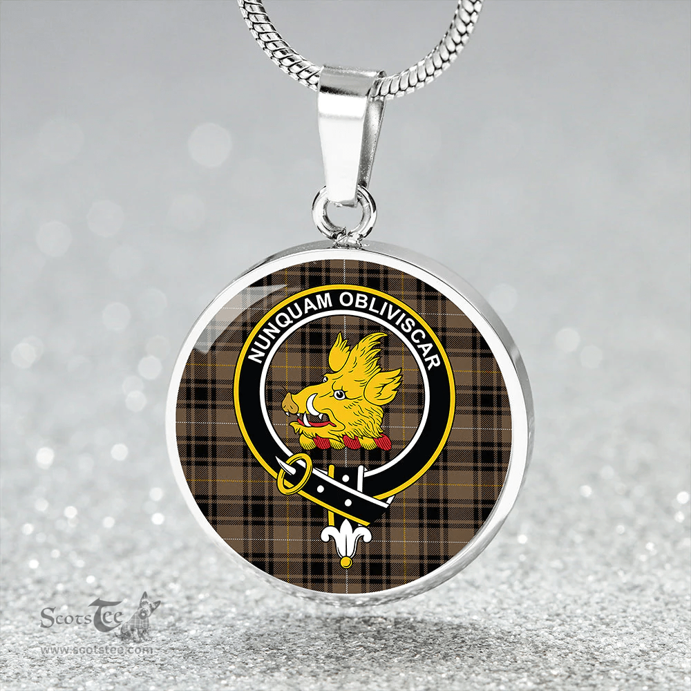 Scottish MacIver Hunting Weathered Clan Tartan Circle Necklace - Crest Classic Scottish Plaid Tartan Plaid