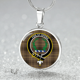 Scottish MacArthur 1815 Weathered Clan Tartan Circle Necklace - Crest Classic Scottish Plaid Tartan Plaid