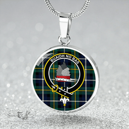 Scottish MacNeil of Barra (MacNeil/MacNeill) Modern Clan Tartan Circle Necklace - Crest Classic Scottish Plaid Tartan Plaid