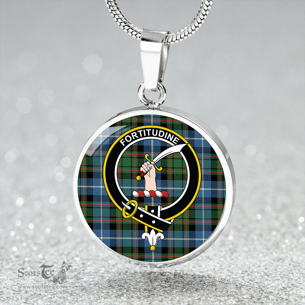 Scottish MacRae Hunting (1715 variant) Ancient Clan Tartan Circle Necklace - Crest Classic Scottish Plaid Tartan Plaid