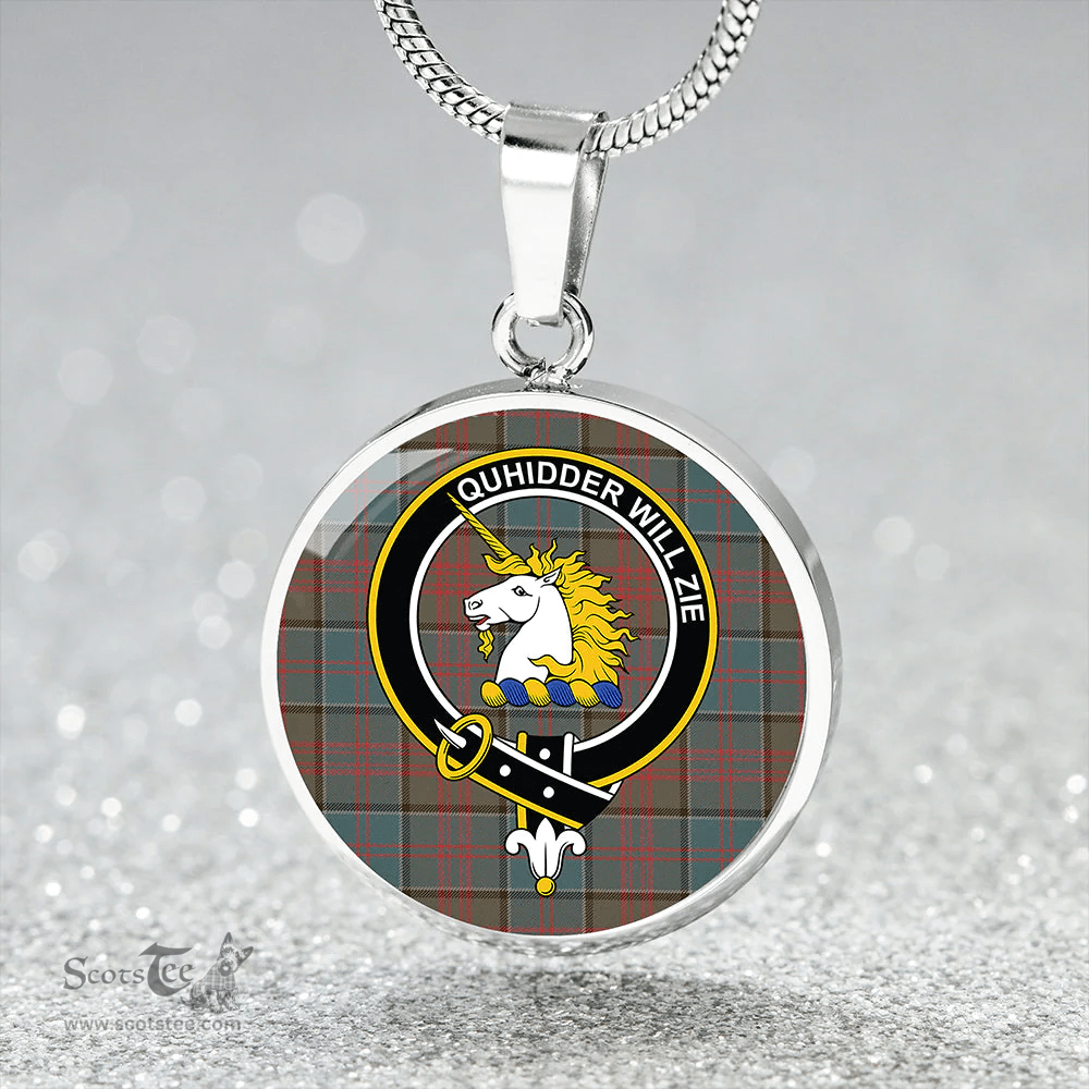 Scottish Stewart of Appin Hunting Weathered Clan Tartan Circle Necklace - Crest Classic Scottish Plaid Tartan Plaid