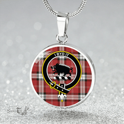 Scottish Nisbet Dress Rose (Nisbit Dress Rose) Weathered Clan Tartan Circle Necklace - Crest Classic Scottish Plaid Tartan Plaid