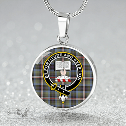 Scottish Reid (Mill City) Weathered Clan Tartan Circle Necklace - Crest Classic Scottish Plaid Tartan Plaid