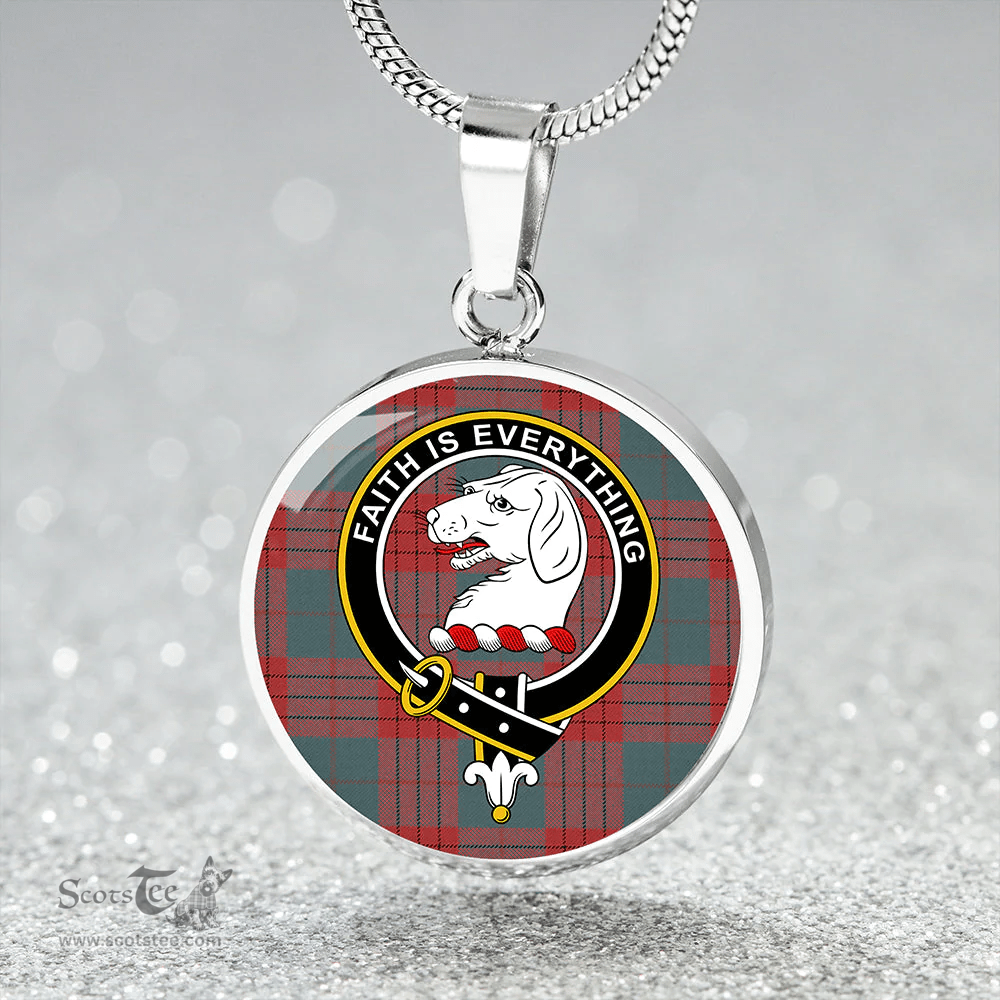 Scottish Robinson Dress (Robins Dress) Weathered Clan Tartan Circle Necklace - Crest Classic Scottish Plaid Tartan Plaid