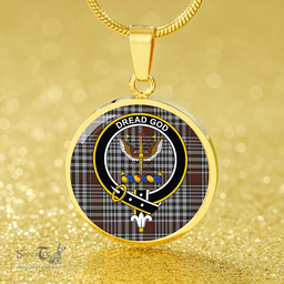 Scottish Carnegie Check Weathered Clan Tartan Circle Necklace - Crest Classic Scottish Plaid Tartan Plaid