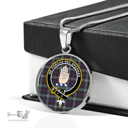Scottish Lamont Weathered Clan Tartan Circle Necklace - Crest Classic Scottish Plaid Tartan Plaid