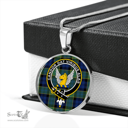 Scottish Hogarth Modern Clan Tartan Circle Necklace - Crest Classic Scottish Plaid Tartan Plaid