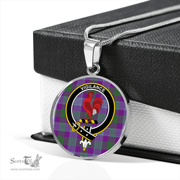 Scottish Lang (Laing) Ancient Clan Tartan Circle Necklace - Crest Classic Scottish Plaid Tartan Plaid
