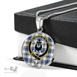 Scottish Hannay (Haney) (Hanna of Sorbie) Modern Clan Tartan Circle Necklace - Crest Classic Scottish Plaid Tartan Plaid