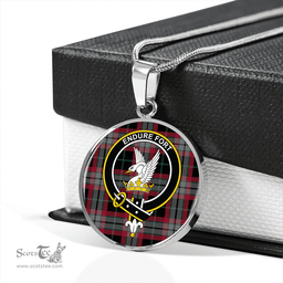Scottish Lindsay Hunting Modern Clan Tartan Circle Necklace - Crest Classic Scottish Plaid Tartan Plaid