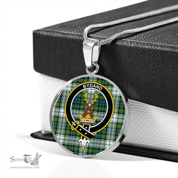 Scottish Gordon Dress Ancient Clan Tartan Circle Necklace - Crest Classic Scottish Plaid Tartan Plaid