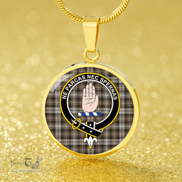 Scottish Lamont Heather Weathered Clan Tartan Circle Necklace - Crest Classic Scottish Plaid Tartan Plaid