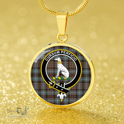 Scottish Hunter of Peebleshire Weathered Clan Tartan Circle Necklace - Crest Classic Scottish Plaid Tartan Plaid