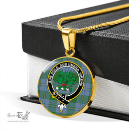 Scottish Irvine of Bonshaw Ancient Clan Tartan Circle Necklace - Crest Classic Scottish Plaid Tartan Plaid