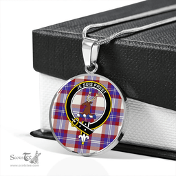 Scottish Fraser Arisaid Red Clan Tartan Circle Necklace - Crest Classic Scottish Plaid Tartan Plaid