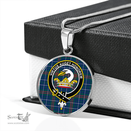Scottish Edmonstone Modern Clan Tartan Circle Necklace - Crest Classic Scottish Plaid Tartan Plaid