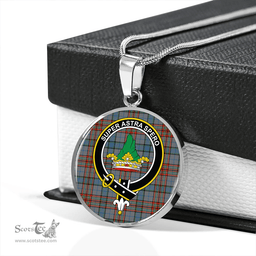 Scottish Gayre Hunting Ancient Clan Tartan Circle Necklace - Crest Classic Scottish Plaid Tartan Plaid