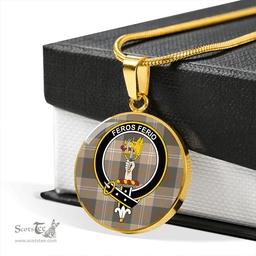 Scottish Chisholm Hunting Weathered Clan Tartan Circle Necklace - Crest Classic Scottish Plaid Tartan Plaid