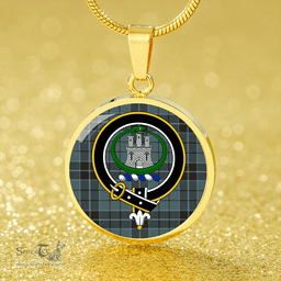 Scottish Innes (Georgina) Weathered Clan Tartan Circle Necklace - Crest Classic Scottish Plaid Tartan Plaid