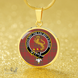 Scottish MacKintosh Red Weathered Clan Tartan Circle Necklace - Crest Classic Scottish Plaid Tartan Plaid