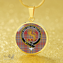 Scottish MacKintosh Chief Weathered Clan Tartan Circle Necklace - Crest Classic Scottish Plaid Tartan Plaid