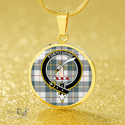 Scottish MacRae of Conchra Weathered Clan Tartan Circle Necklace - Crest Classic Scottish Plaid Tartan Plaid