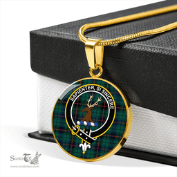 Scottish Davidson (Vestiarium Scoticum) Modern Clan Tartan Circle Necklace - Crest Classic Scottish Plaid Tartan Plaid