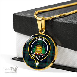 Scottish Dundas Modern Clan Tartan Circle Necklace - Crest Classic Scottish Plaid Tartan Plaid