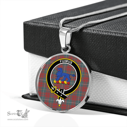 Scottish Bruce Hunting Weathered Clan Tartan Circle Necklace - Crest Classic Scottish Plaid Tartan Plaid