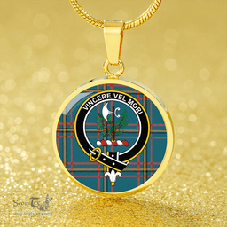 Scottish MacLaine of LochBuie Hunting (MacLaine) Ancient Clan Tartan Circle Necklace - Crest Classic Scottish Plaid Tartan Plaid