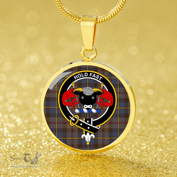 Scottish MacLeod of Skeabost Modern Clan Tartan Circle Necklace - Crest Classic Scottish Plaid Tartan Plaid