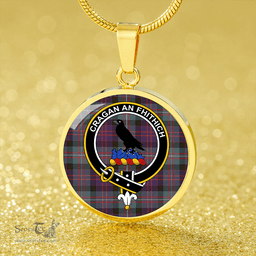 Scottish MacDonell of Glengarry Weathered Clan Tartan Circle Necklace - Crest Classic Scottish Plaid Tartan Plaid