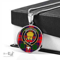 Scottish Wauchope Clan Tartan Circle Necklace - Crest Classic Scottish Plaid Tartan Plaid