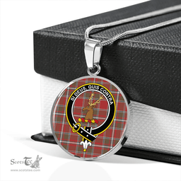 Scottish Spens Weathered Clan Tartan Circle Necklace - Crest Classic Scottish Plaid Tartan Plaid