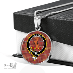 Scottish Sutherland of Duffus #2 Weathered Clan Tartan Circle Necklace - Crest Classic Scottish Plaid Tartan Plaid