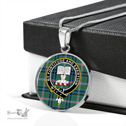 Scottish Reid (Mill City) Ancient Clan Tartan Circle Necklace - Crest Classic Scottish Plaid Tartan Plaid