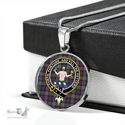 Scottish Murray of Atholl (Murray) Weathered Clan Tartan Circle Necklace - Crest Classic Scottish Plaid Tartan Plaid