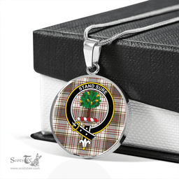 Scottish Anderson Arisaid #2 Weathered Clan Tartan Circle Necklace - Crest Classic Scottish Plaid Tartan Plaid