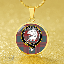 Scottish Robinson Dress (Robins Dress) Weathered Clan Tartan Circle Necklace - Crest Classic Scottish Plaid Tartan Plaid