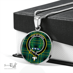 Scottish MacArthur 1815 Modern Clan Tartan Circle Necklace - Crest Classic Scottish Plaid Tartan Plaid
