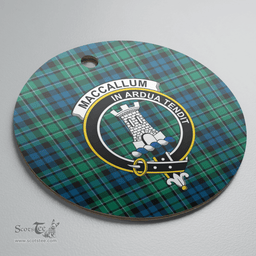 Scottish MacCallum Ancient Clan Tartan Crest Round Ceramic Ornament