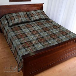 Scottish MacLeod of Harris Weathered Clan Tartan Quilt Bed Set - Classic Scottish Plaid Tartan Plaid