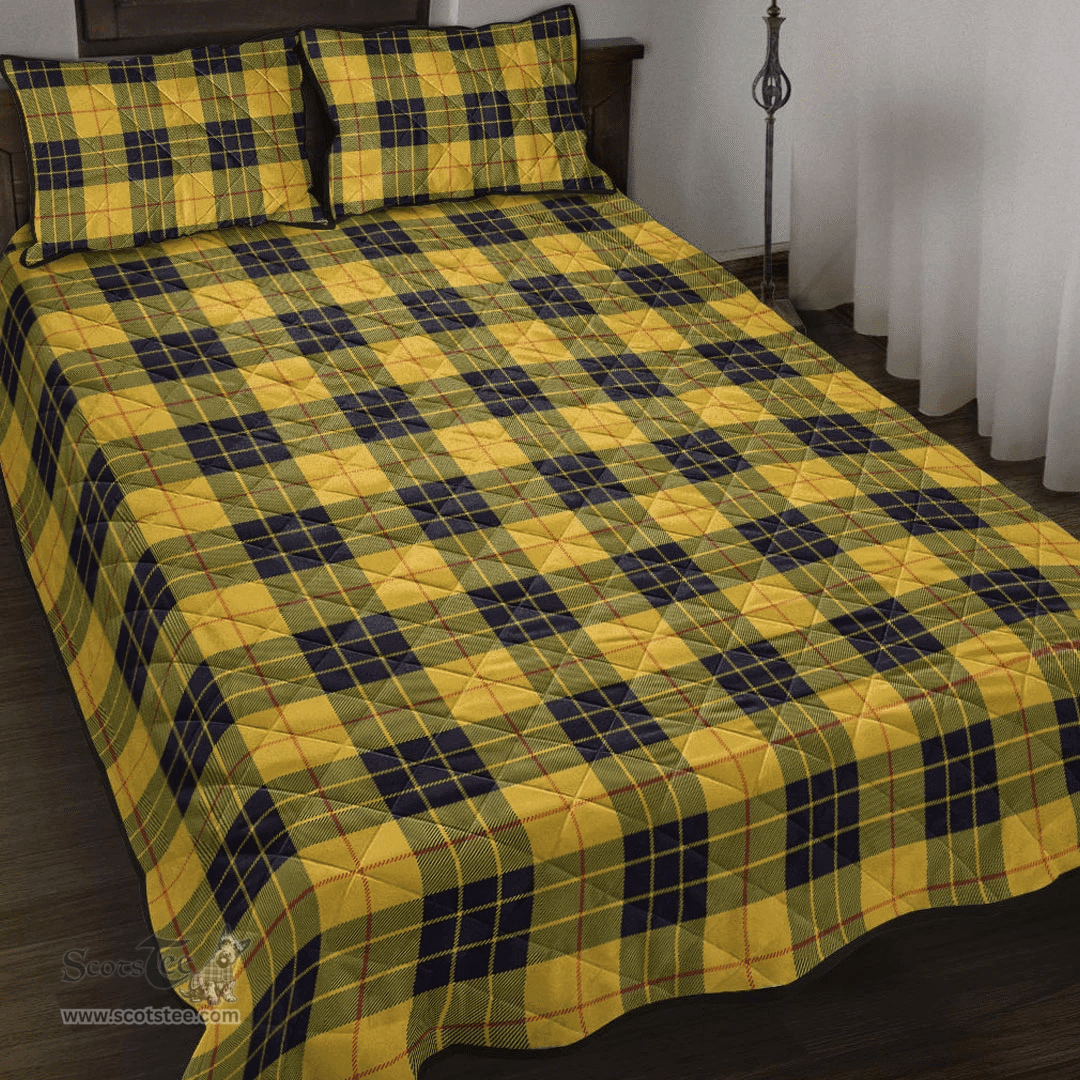 Scottish MacLeod of Lewis Ancient Clan Tartan Quilt Bed Set - Classic Scottish Plaid Tartan Plaid