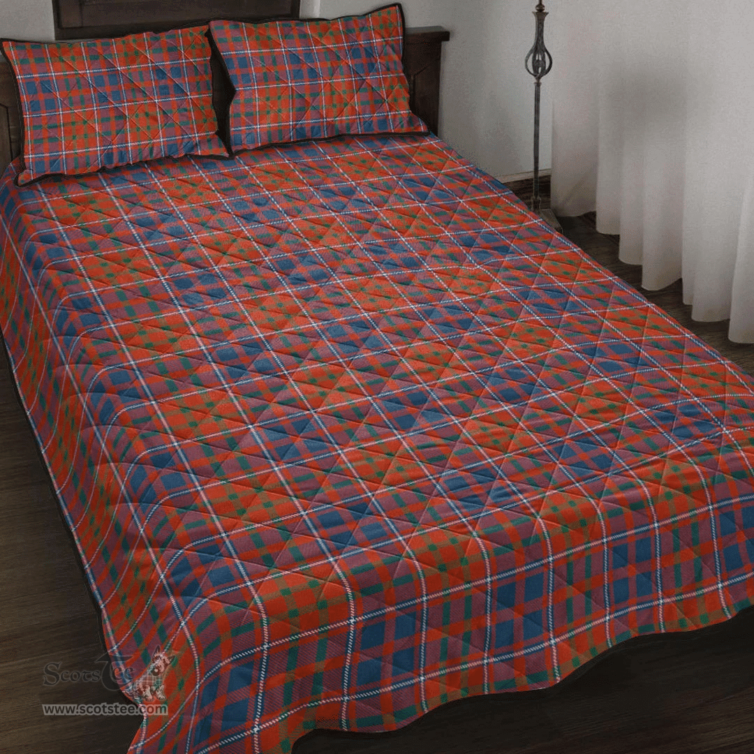 Scottish Cameron of Lochiel Ancient Clan Tartan Quilt Bed Set - Classic Scottish Plaid Tartan Plaid