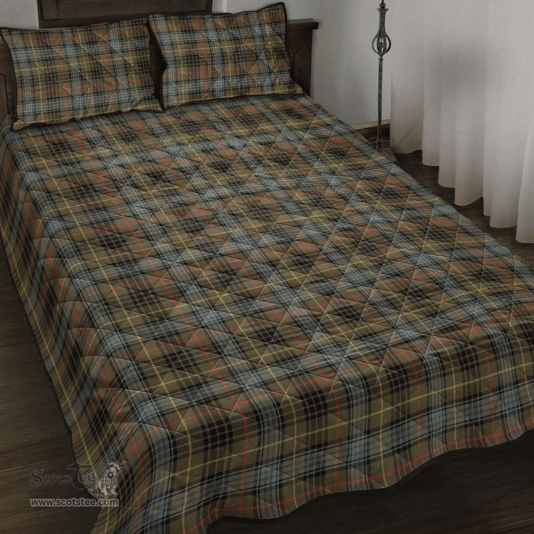 Scottish Stewart Hunting Weathered Clan Tartan Quilt Bed Set - Classic Scottish Plaid Tartan Plaid