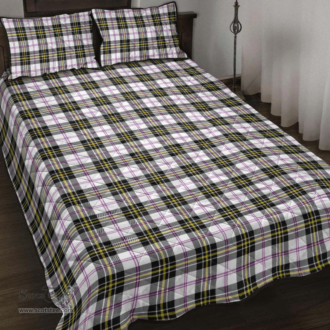 Scottish MacPherson Dress Modern Clan Tartan Quilt Bed Set - Classic Scottish Plaid Tartan Plaid